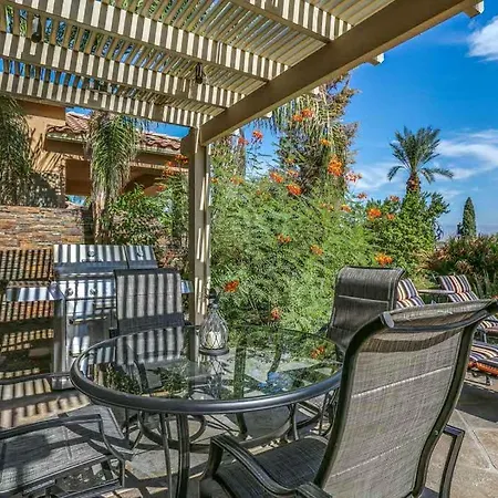 Relax At Indian Springs Holiday home Indio