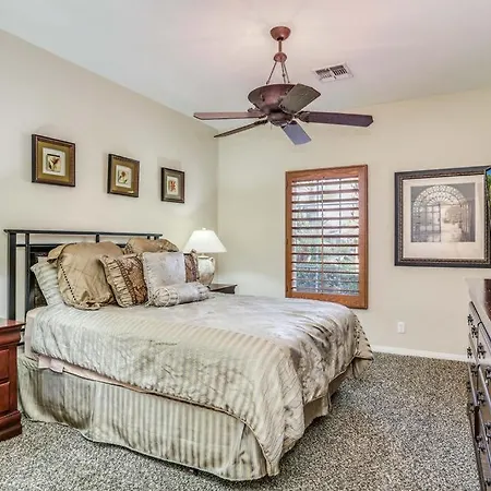 Relax At Indian Springs Holiday home Indio